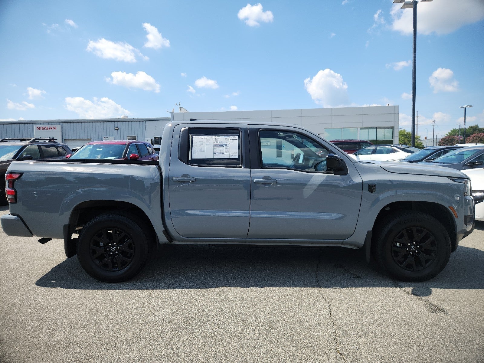2026 Nissan Frontier SV - Photo 8