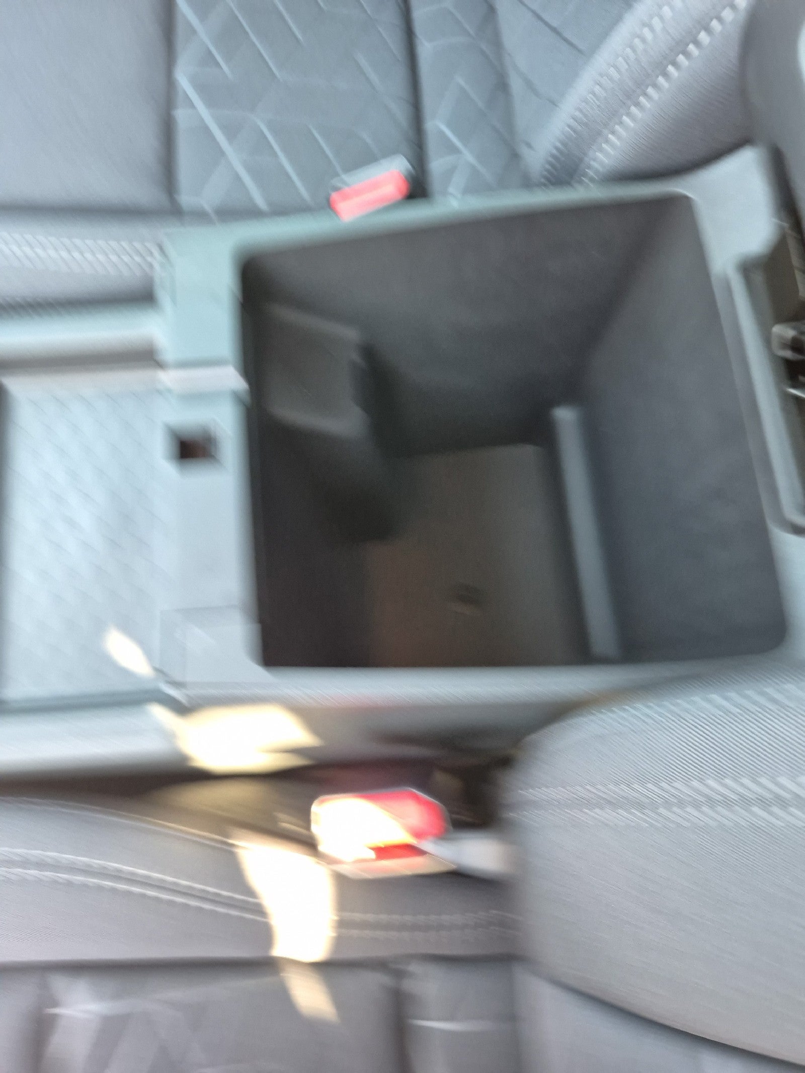 2026 Nissan Frontier SV - Photo 32