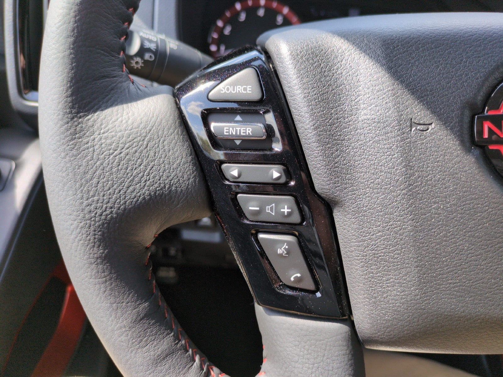 2026 Nissan Frontier Crew Cab PRO-4X® Long Bed