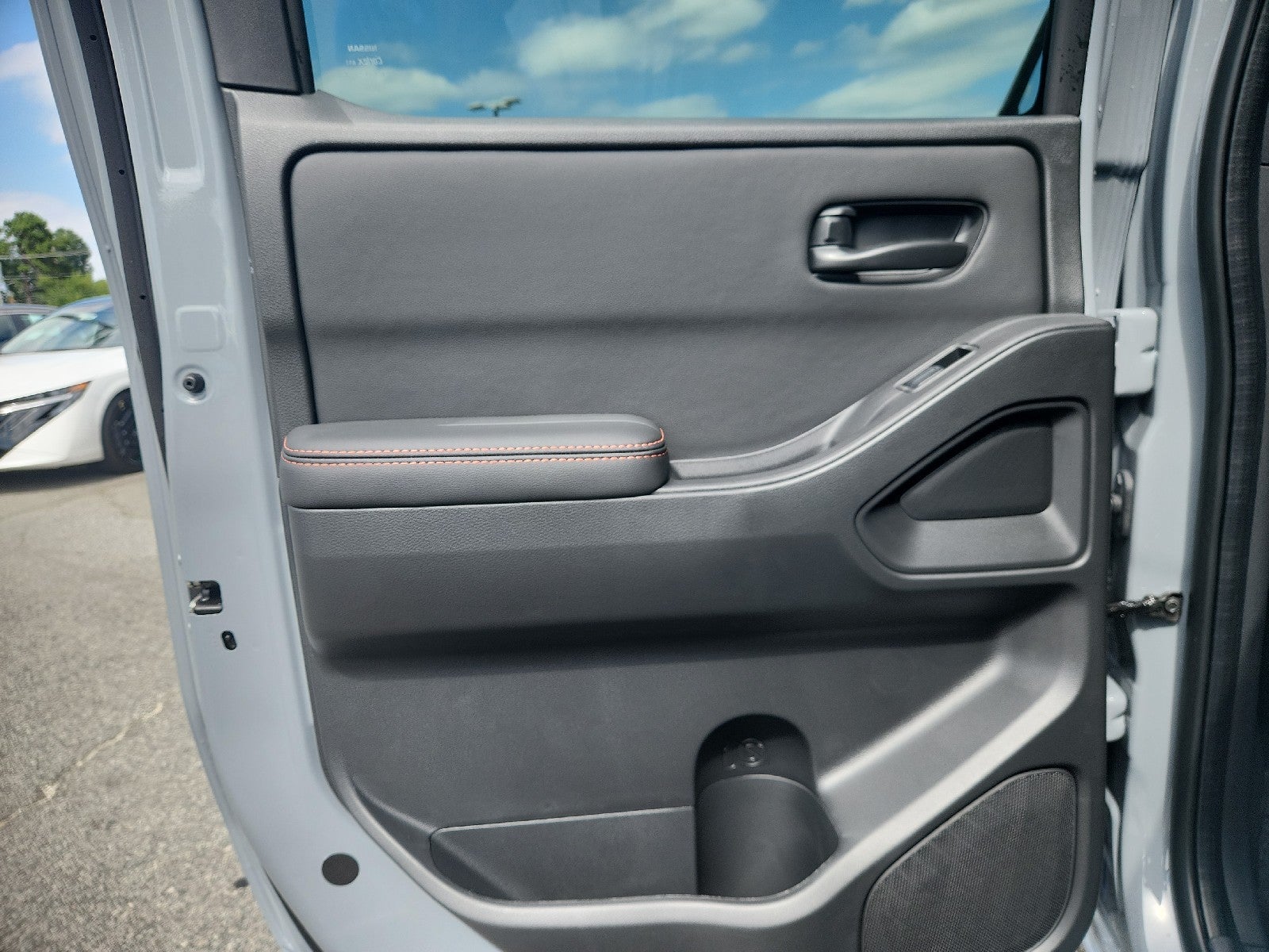 2027 Nissan Frontier Crew Cab PRO-4X® Long Bed