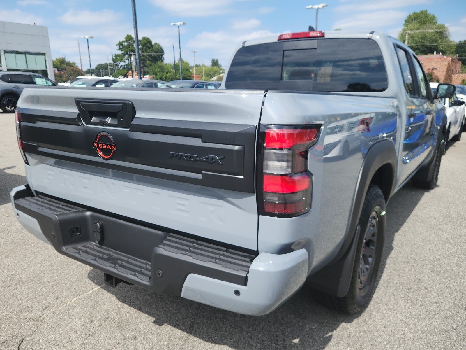 2027 Nissan Frontier Crew Cab PRO-4X® Long Bed
