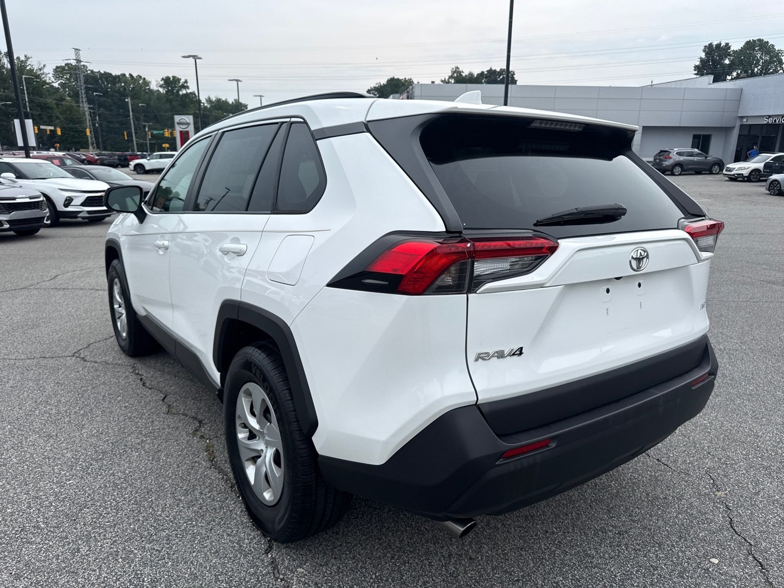 2021 Toyota RAV4 LE