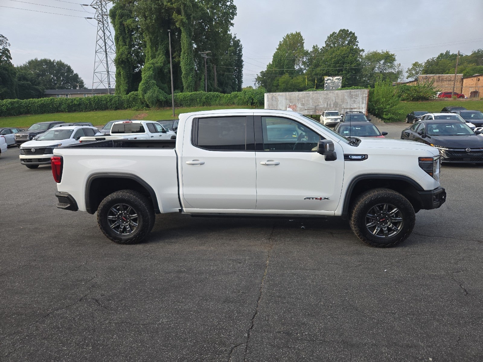 2024 GMC Sierra 1500 AT4X