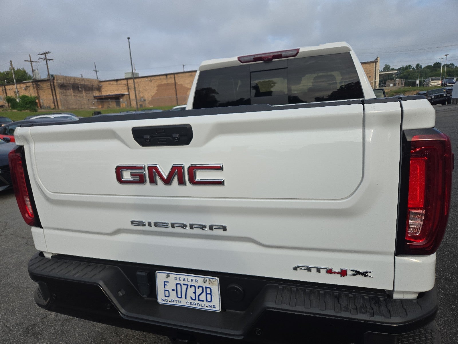 2024 GMC Sierra 1500 AT4X