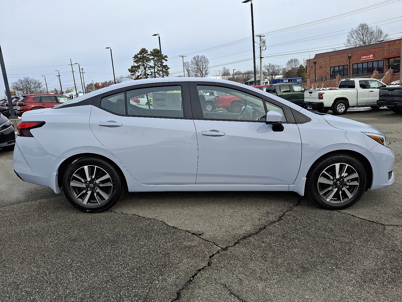 2025 Nissan Versa SV