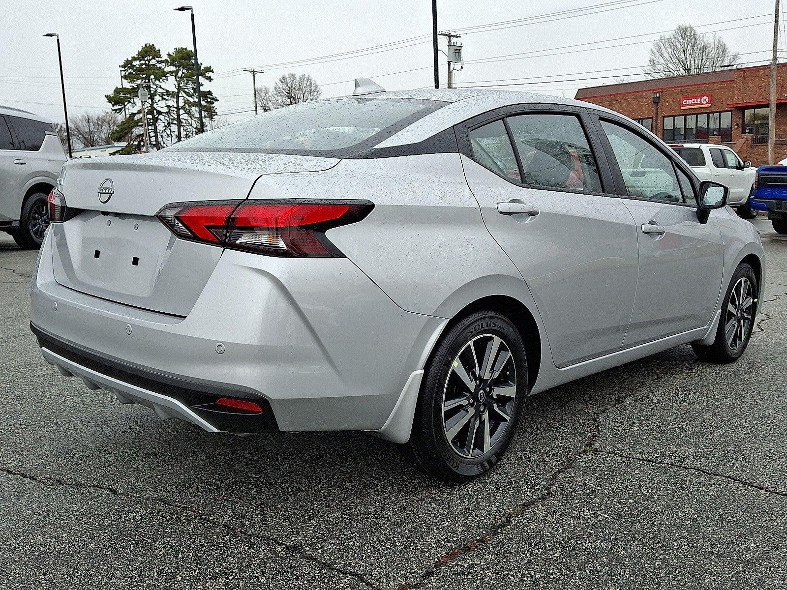 2025 Nissan Versa SV
