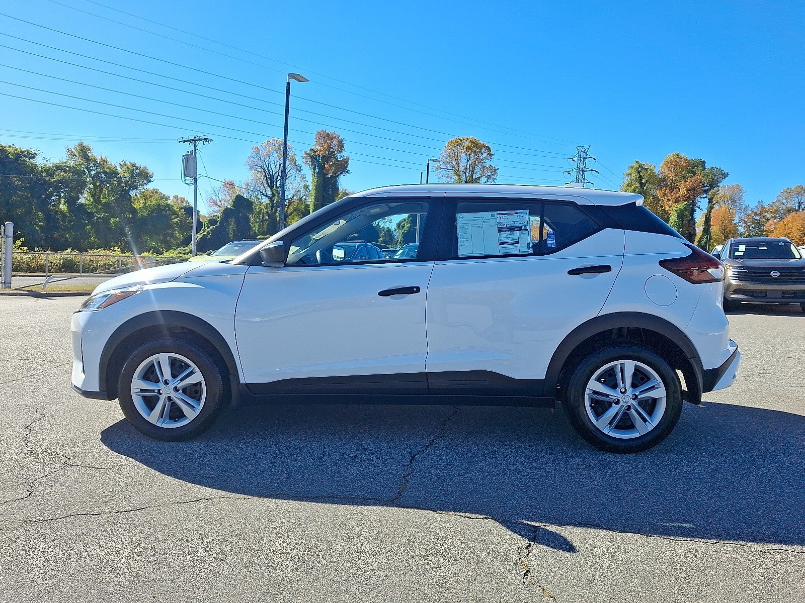 2025 Nissan Kicks Play S