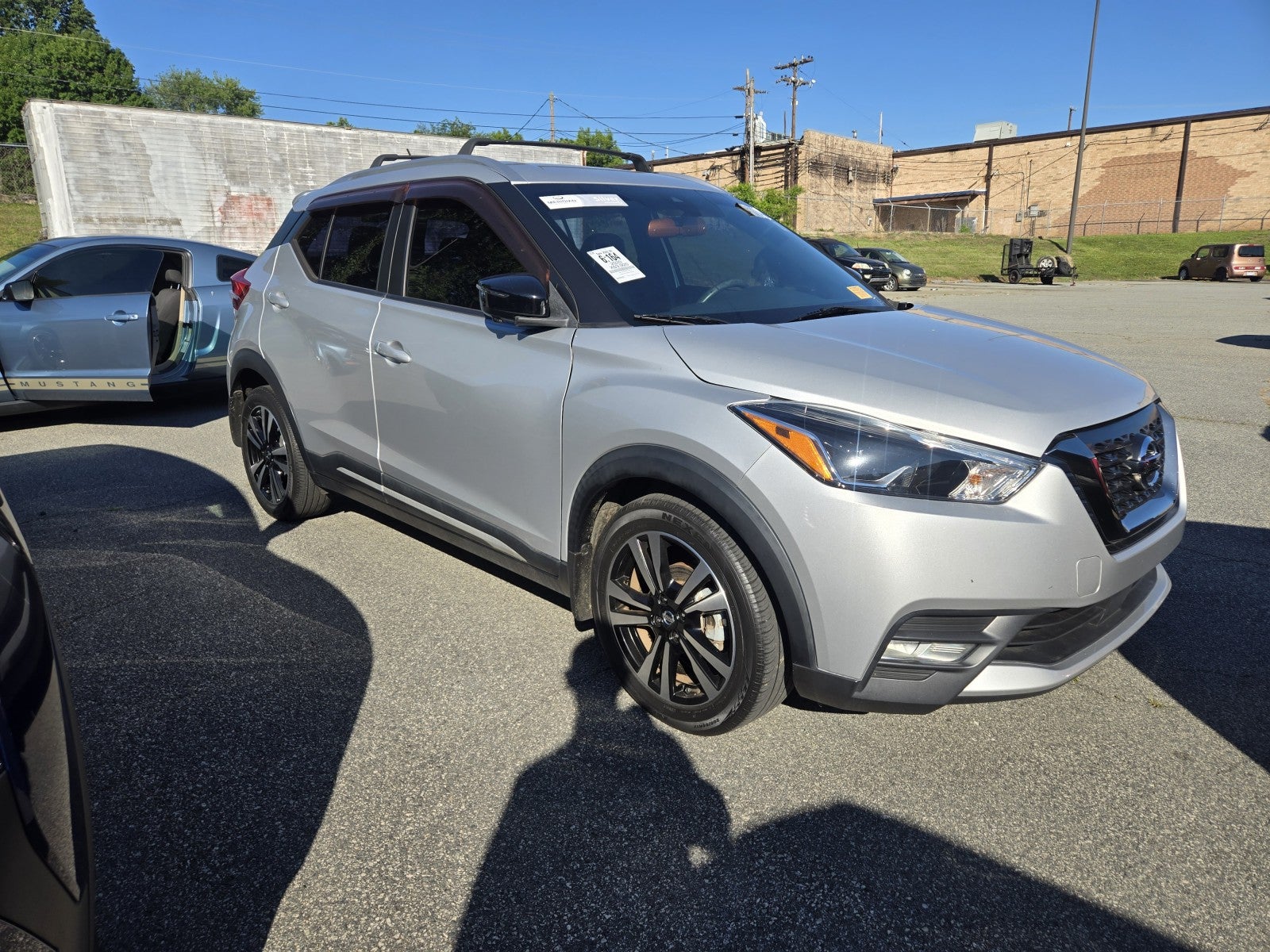2020 Nissan Kicks SR