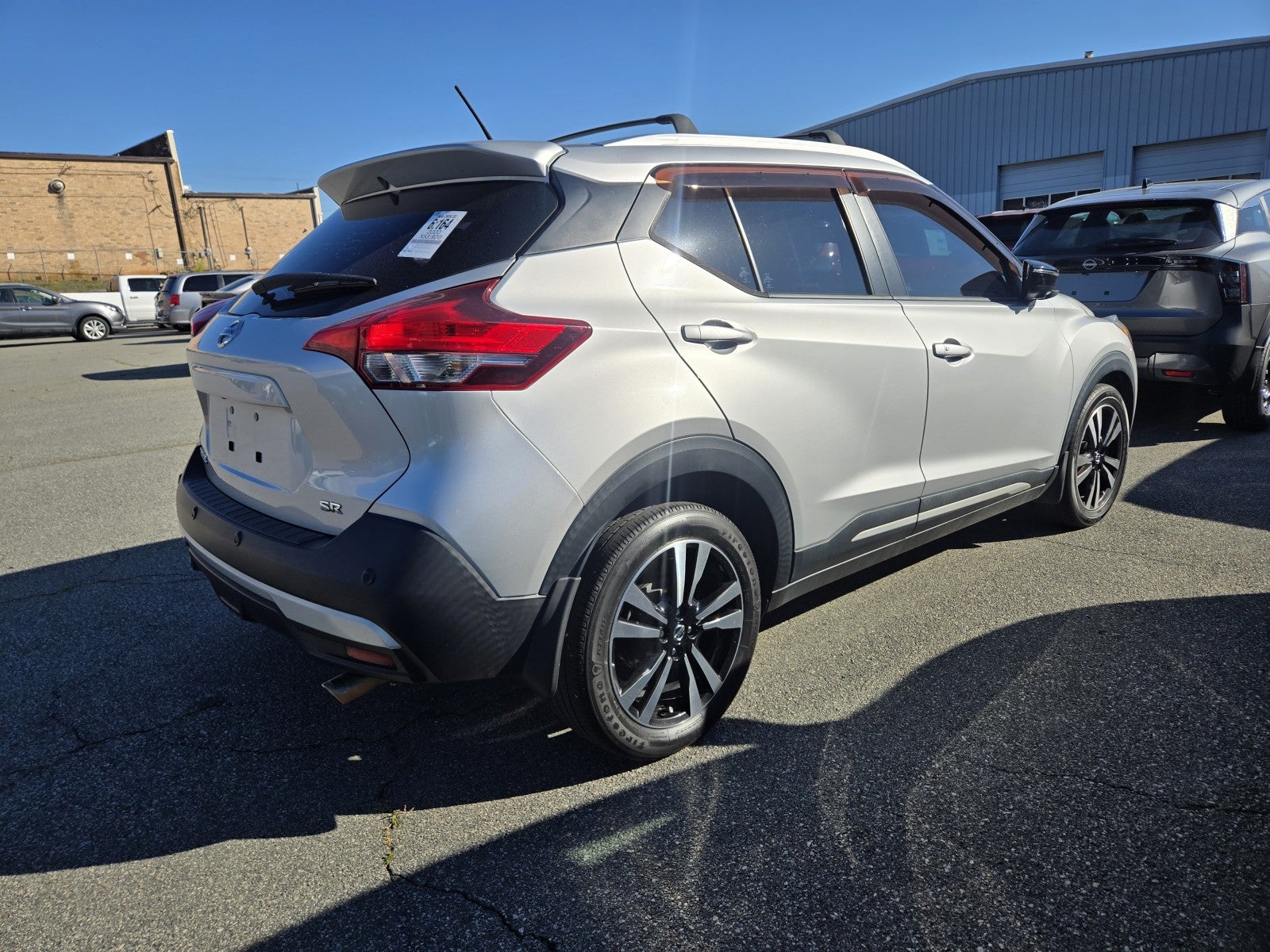 2020 Nissan Kicks SR