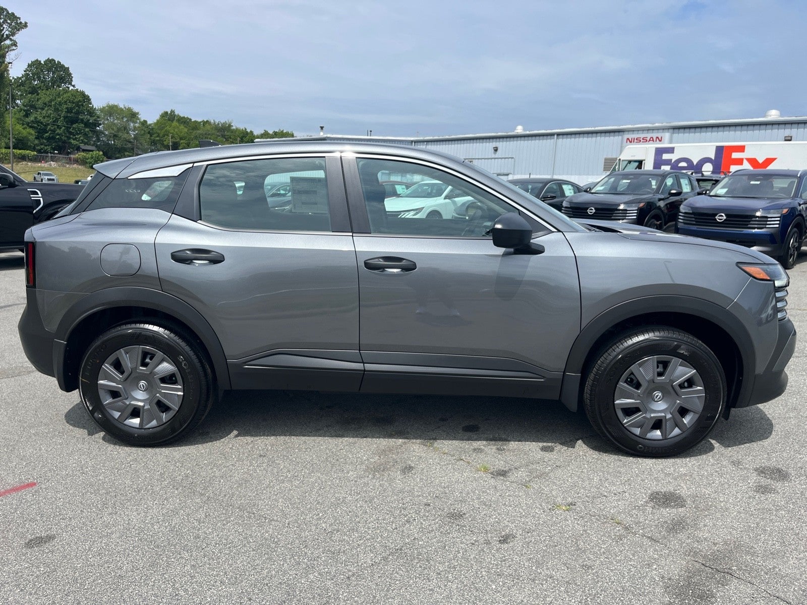 2026 Nissan Kicks S