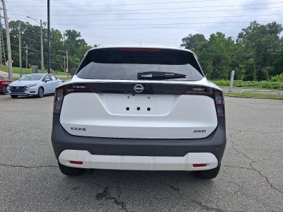 2025 Nissan Kicks SV