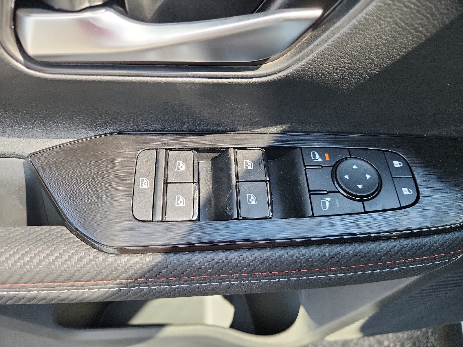 2027 Nissan Kicks SR