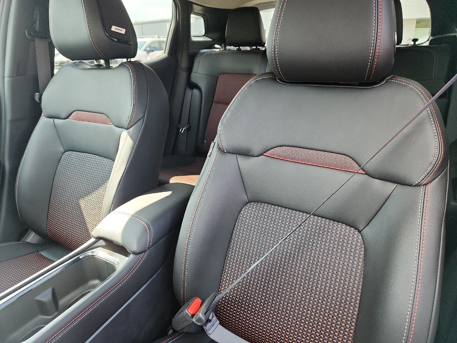 2027 Nissan Kicks SR