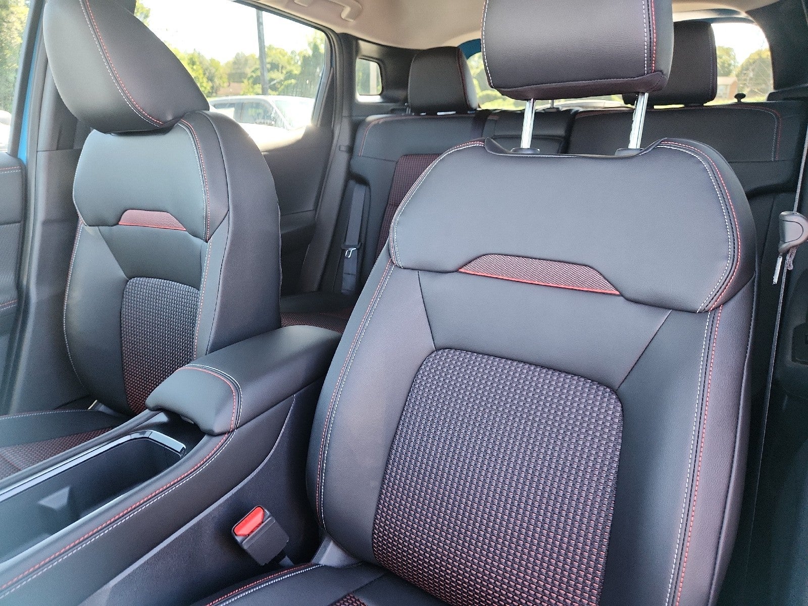 2027 Nissan Kicks SR