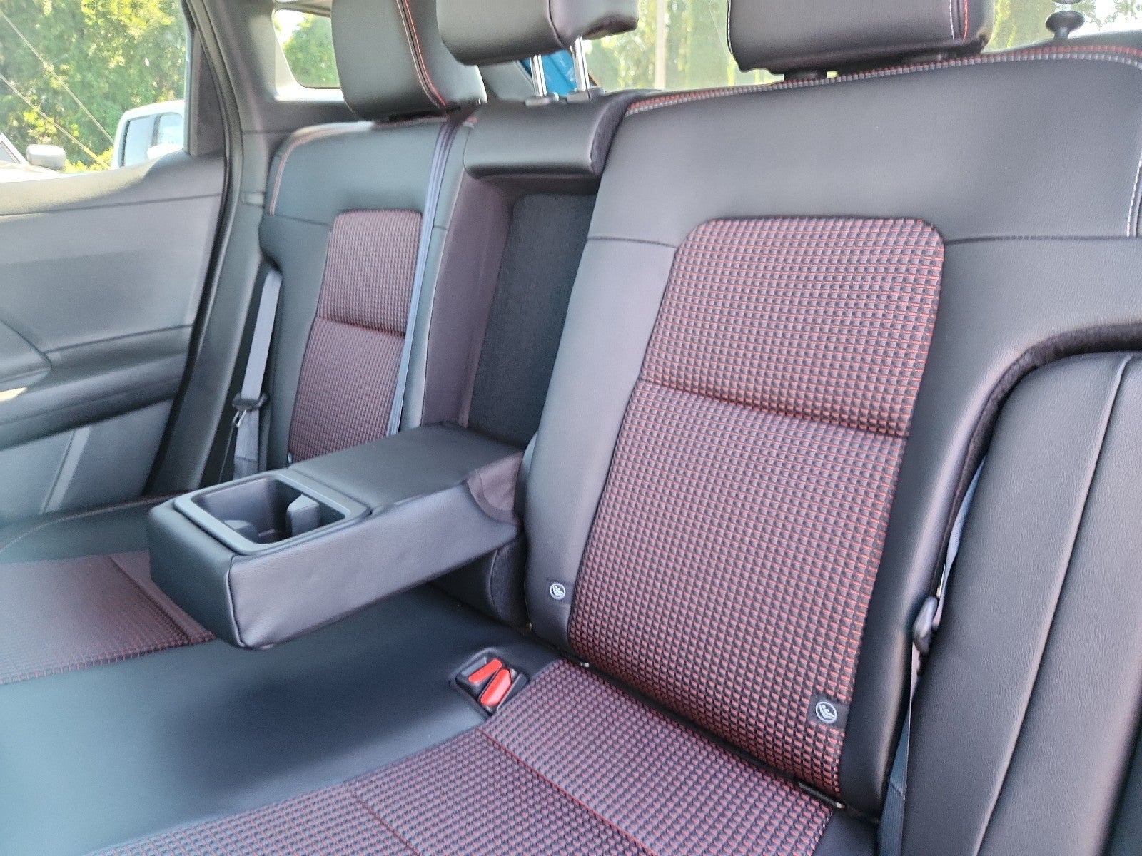 2027 Nissan Kicks SR
