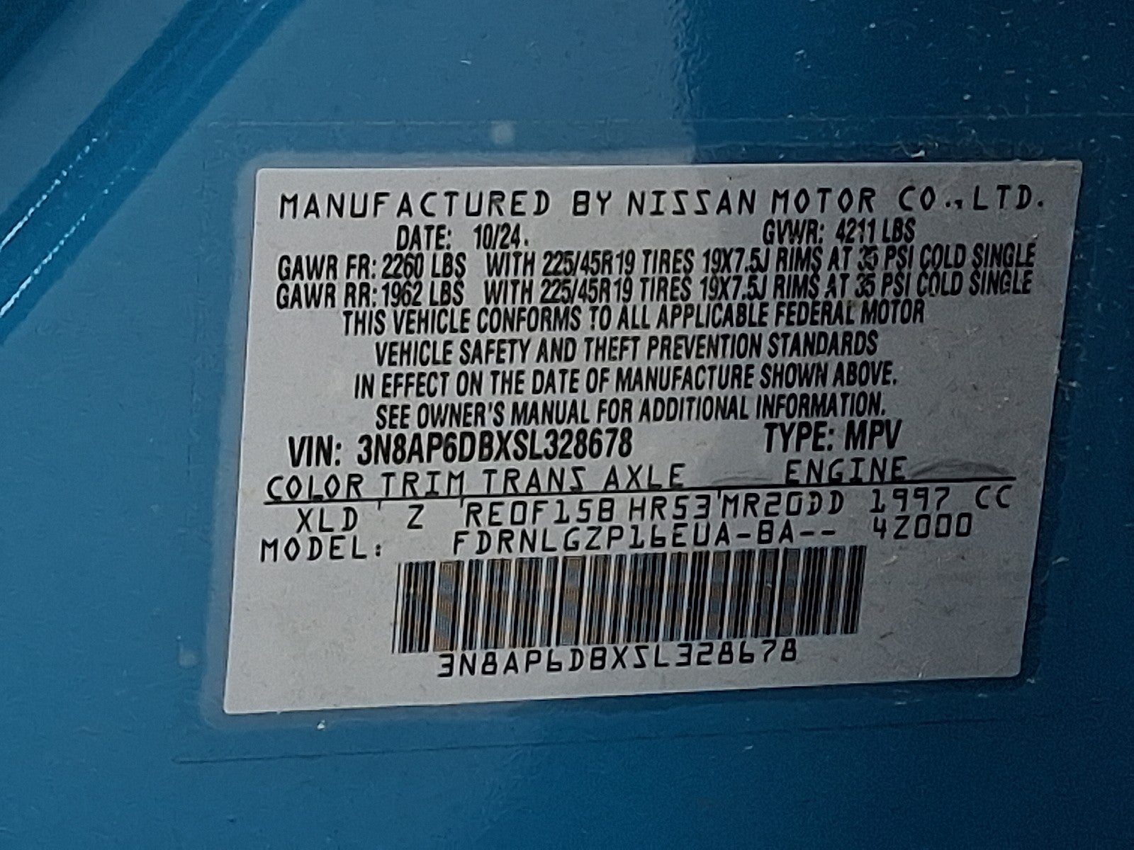 2025 Nissan Kicks SR