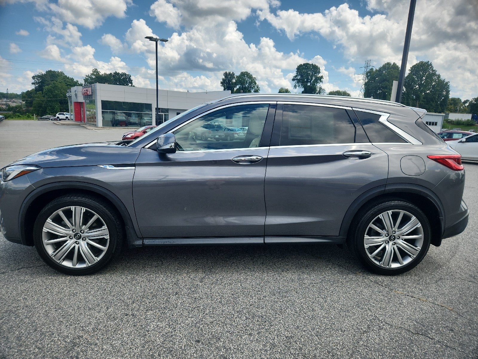 2022 INFINITI QX50 SENSORY