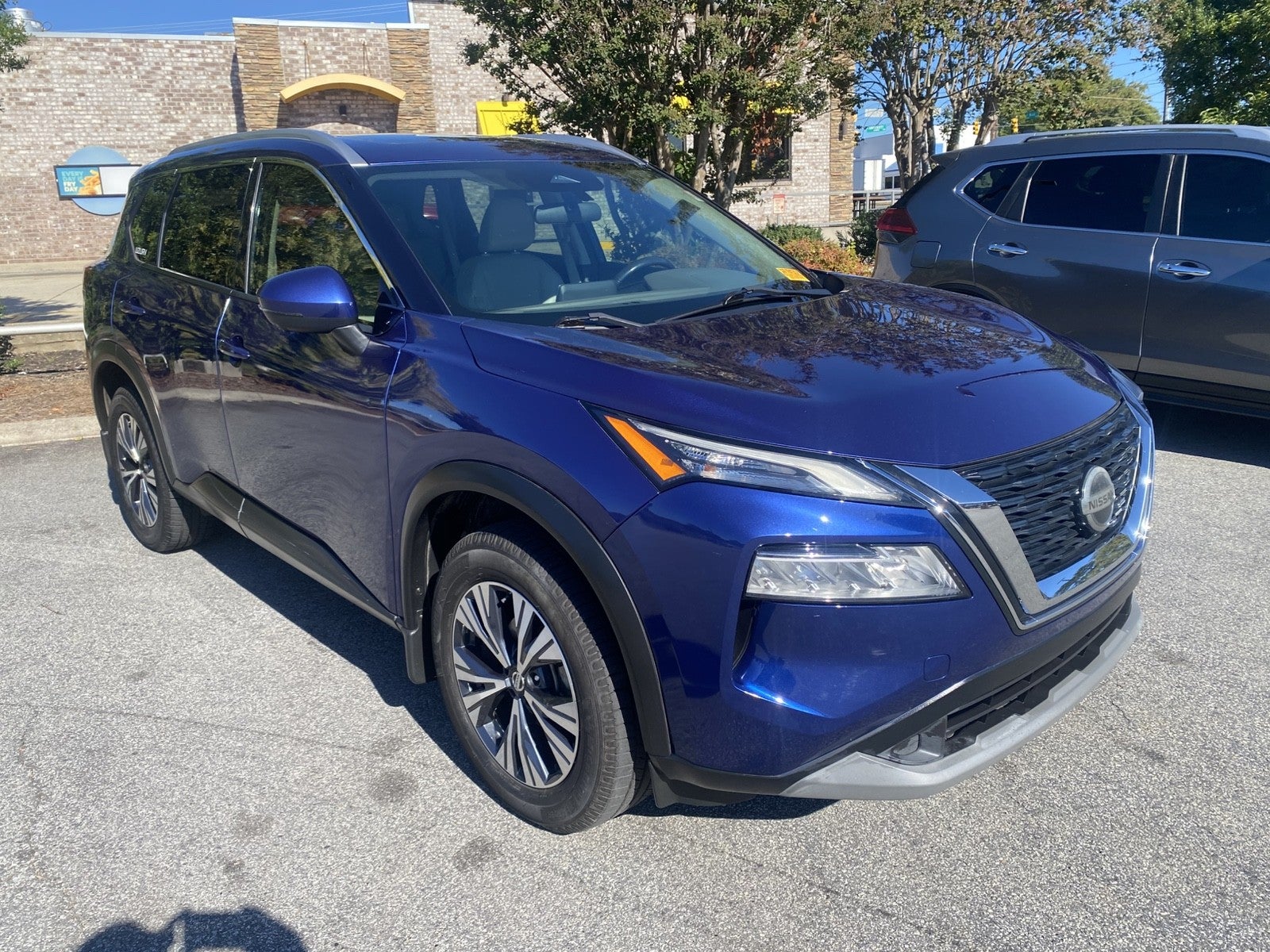 Used 2021 Nissan Rogue SV with VIN 5N1AT3BA7MC681275 for sale in High Point, NC