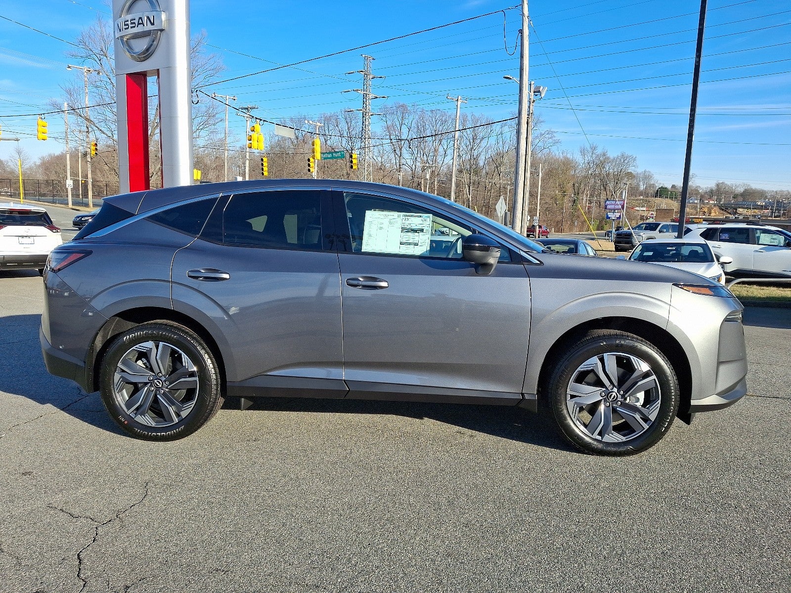 2025 Nissan Murano SV