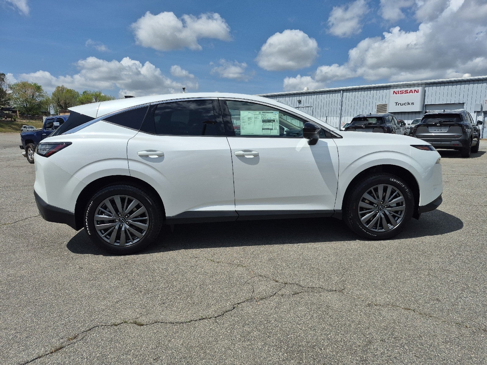 2026 Nissan Murano SL