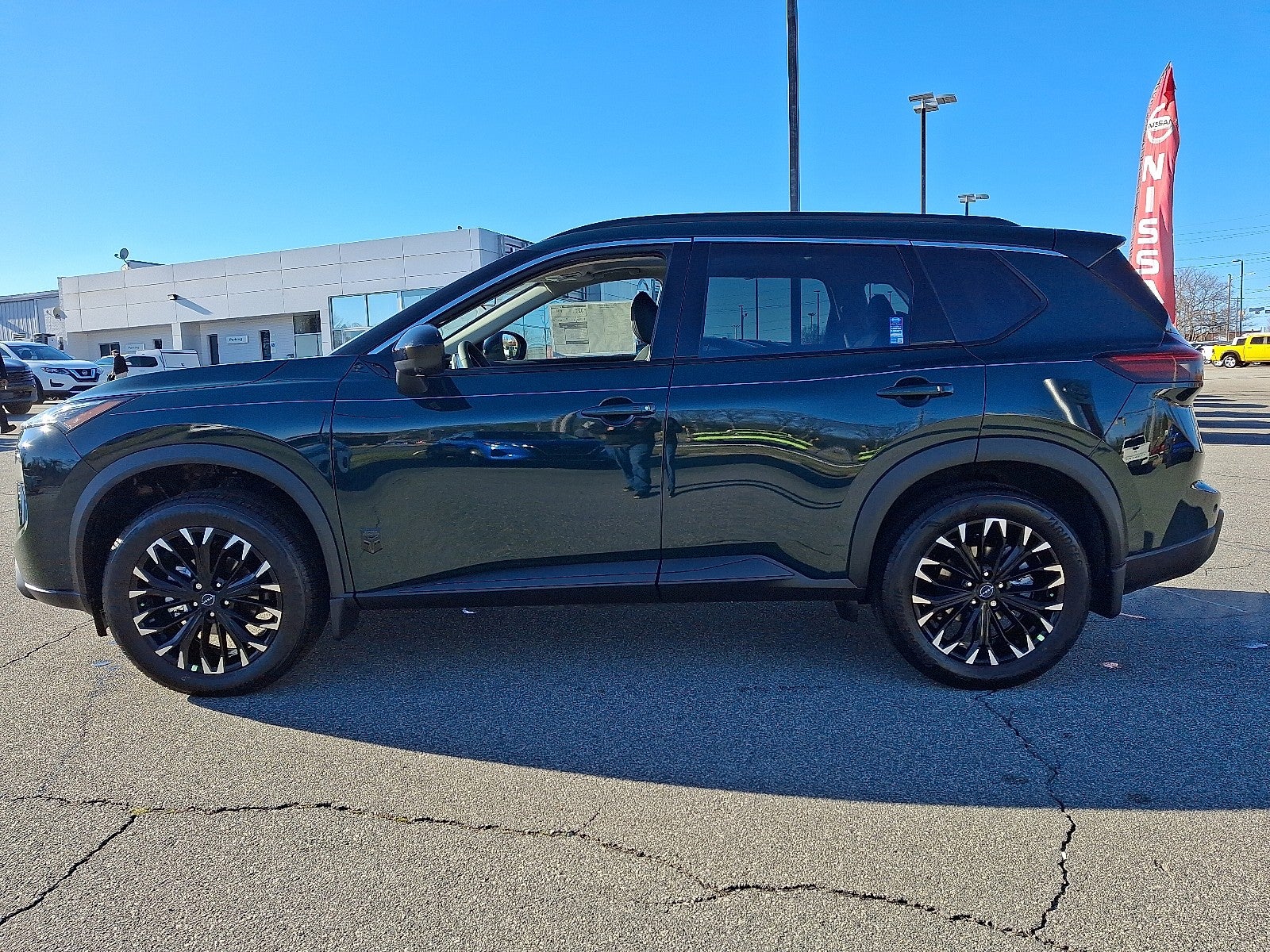 2026 Nissan Rogue Dark Armor