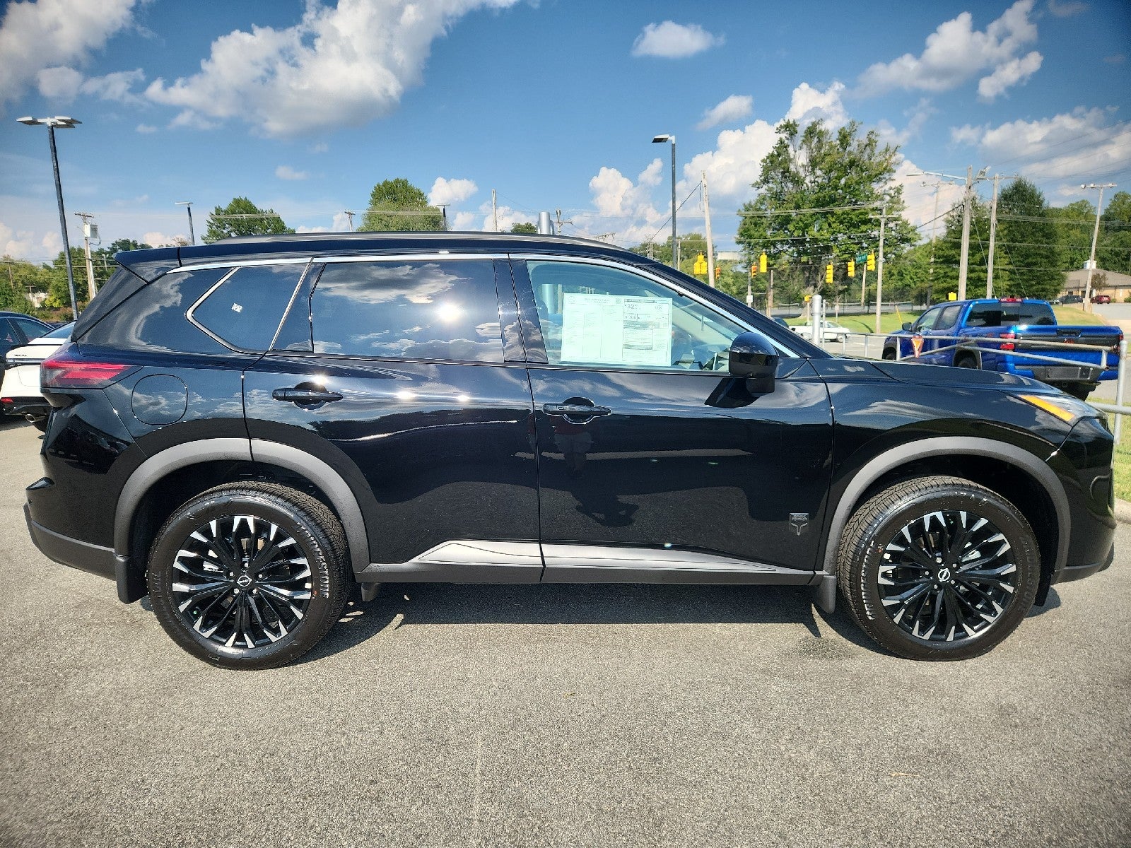 2026 Nissan Rogue Dark Armor™