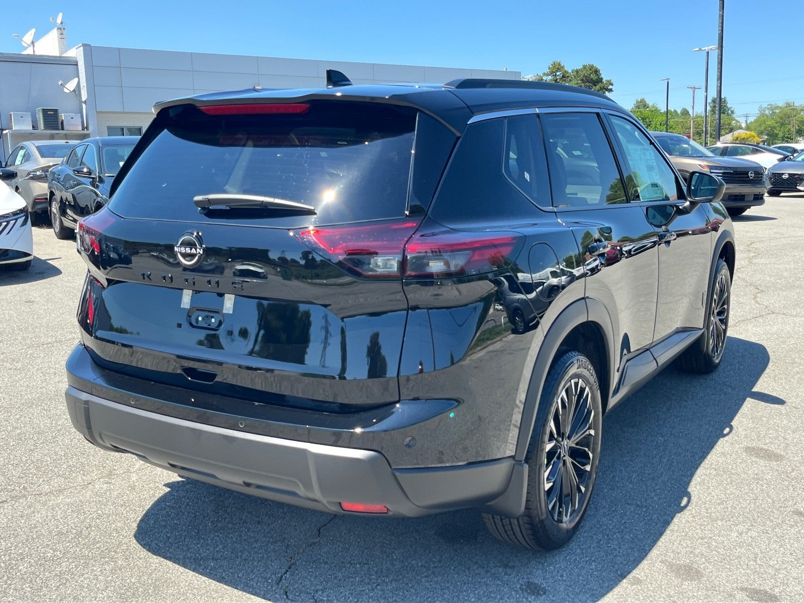 2026 Nissan Rogue Dark Armor™