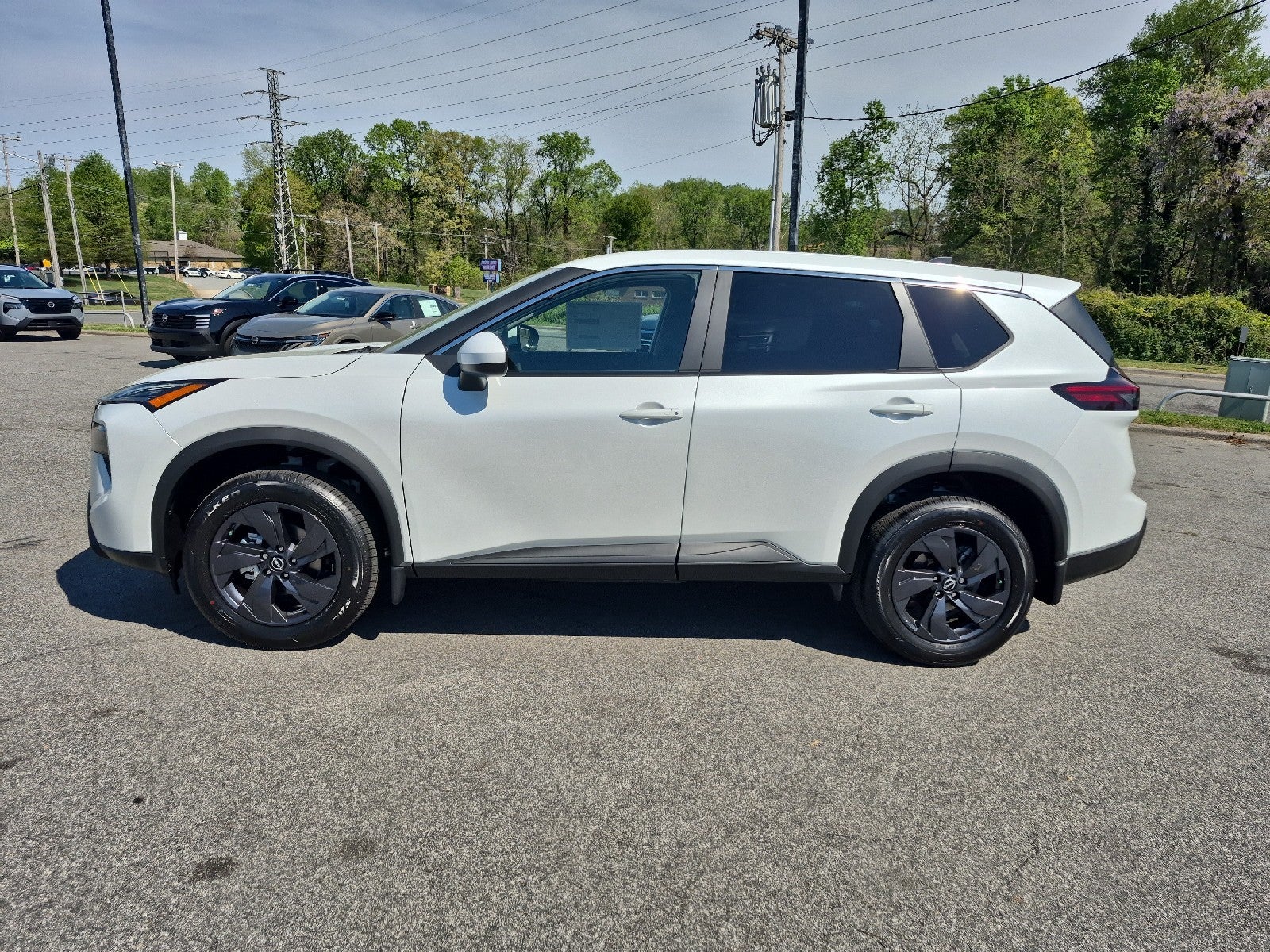 2026 Nissan Rogue SV
