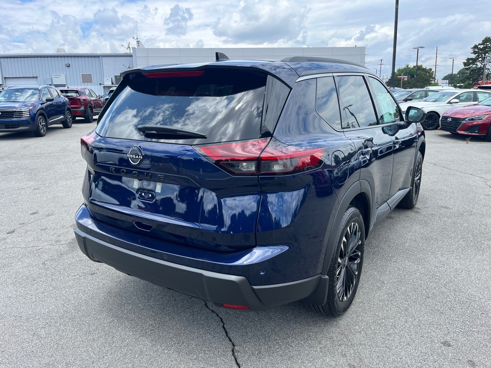 2026 Nissan Rogue Dark Armor
