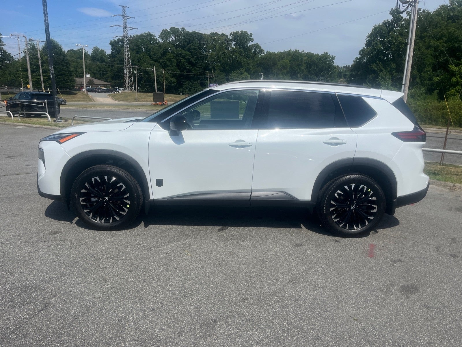 2026 Nissan Rogue Dark Armor
