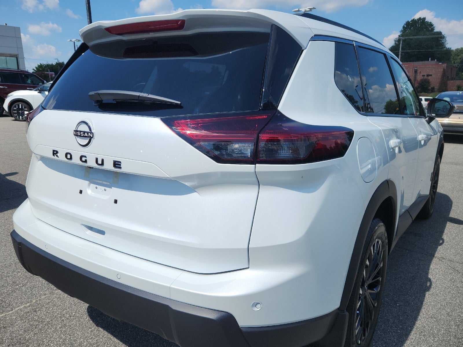 2026 Nissan Rogue Dark Armor™