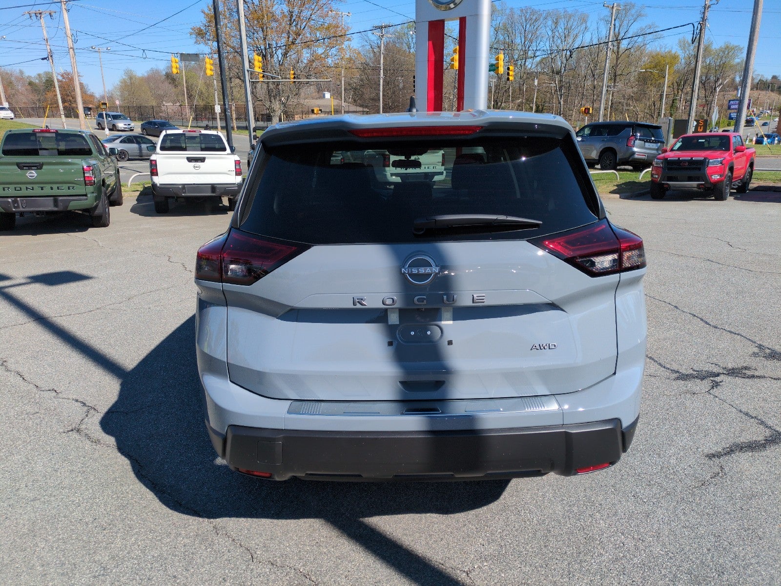 2026 Nissan Rogue SV