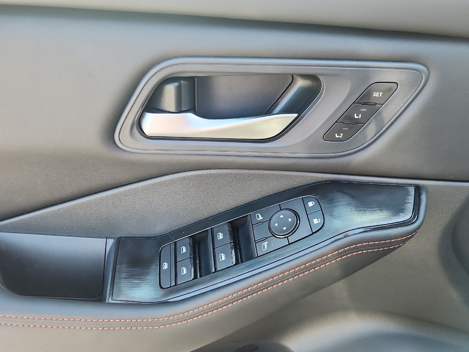 2026 Nissan Rogue Rock Creek®