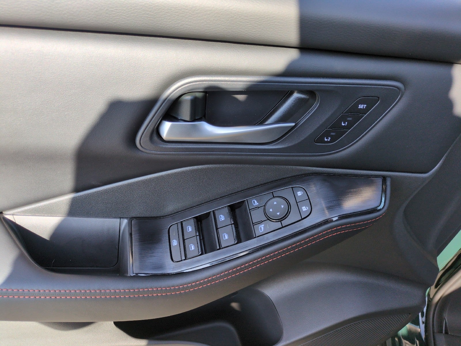 2026 Nissan Rogue Rock Creek®