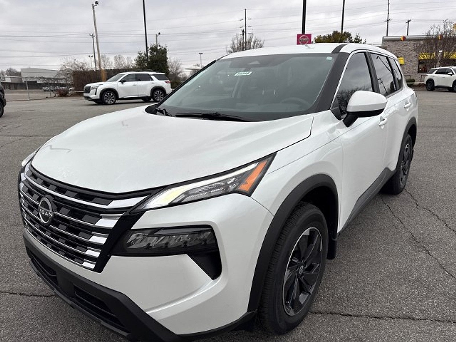 2026 Nissan Rogue SV