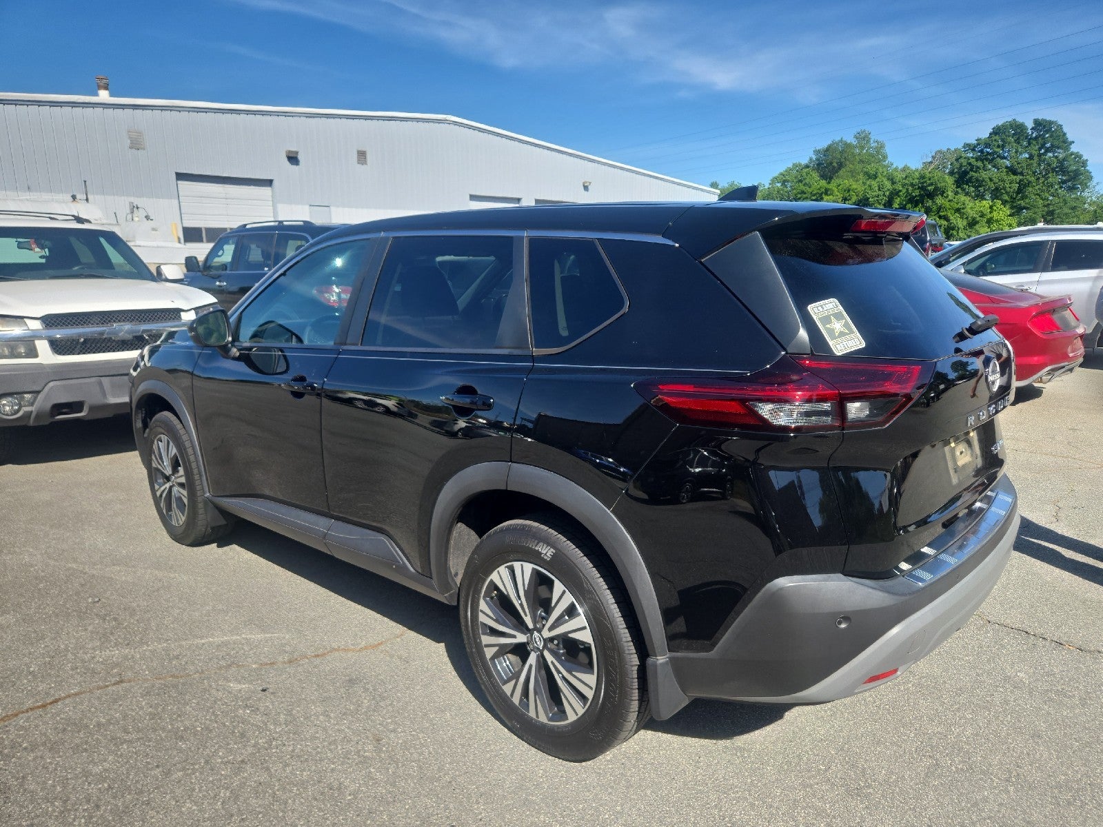 2022 Nissan Rogue SV