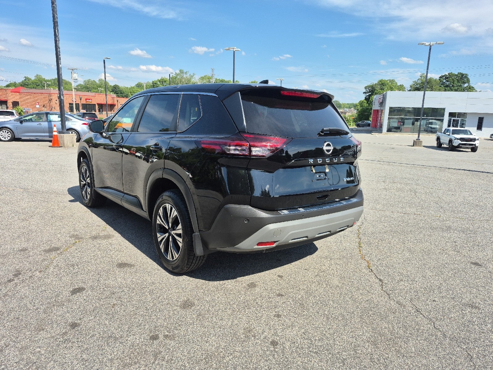 2022 Nissan Rogue SV