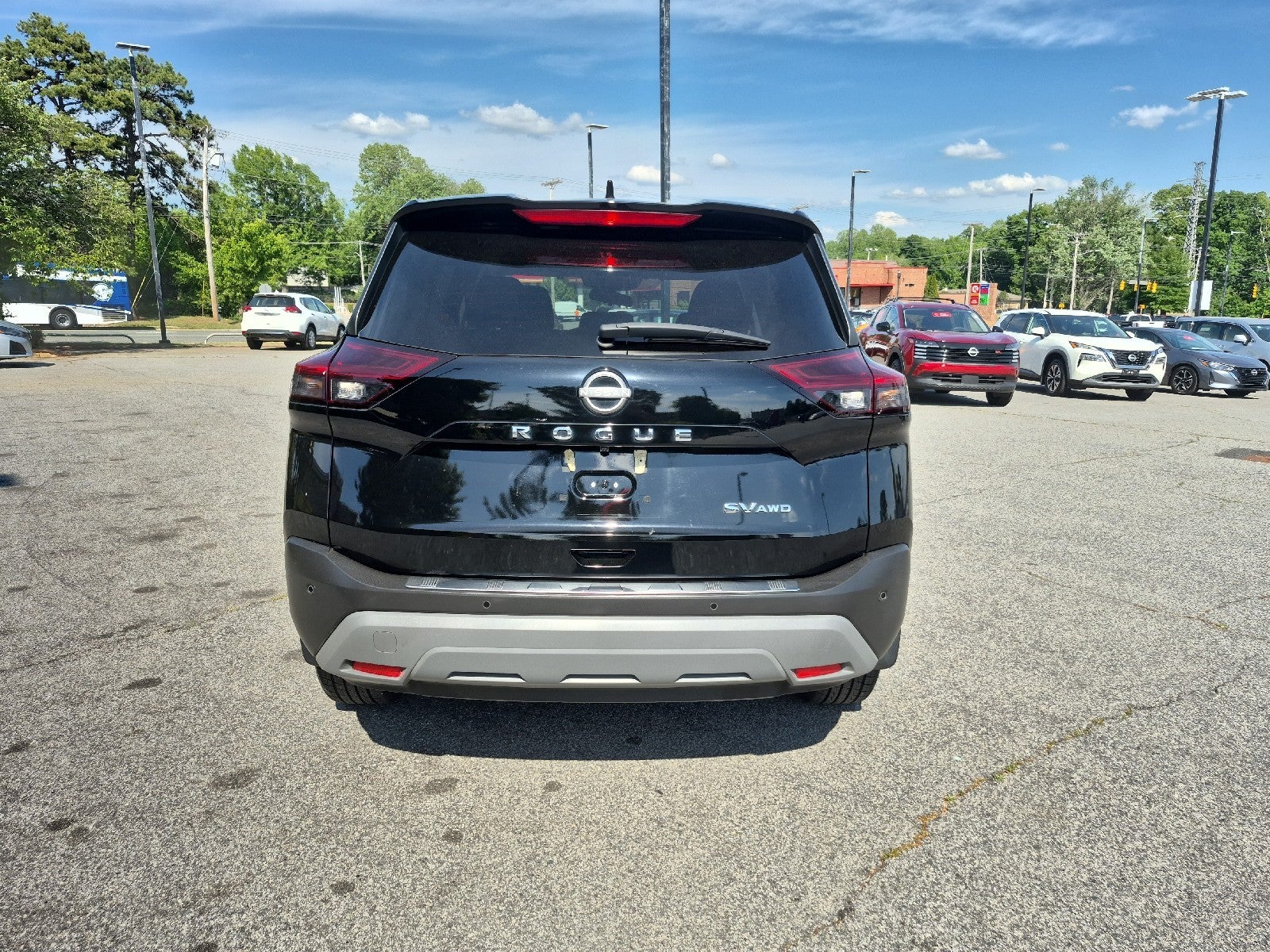 2022 Nissan Rogue SV