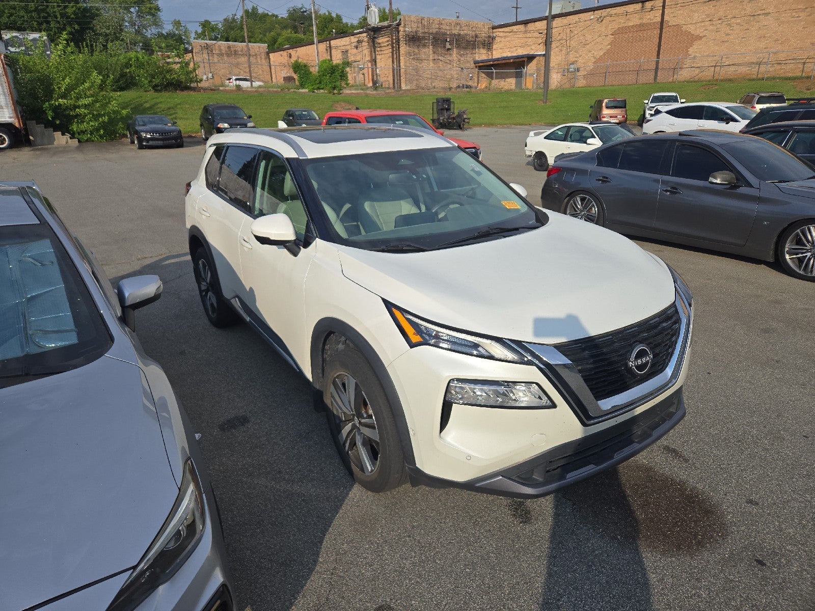 2023 Nissan Rogue SL