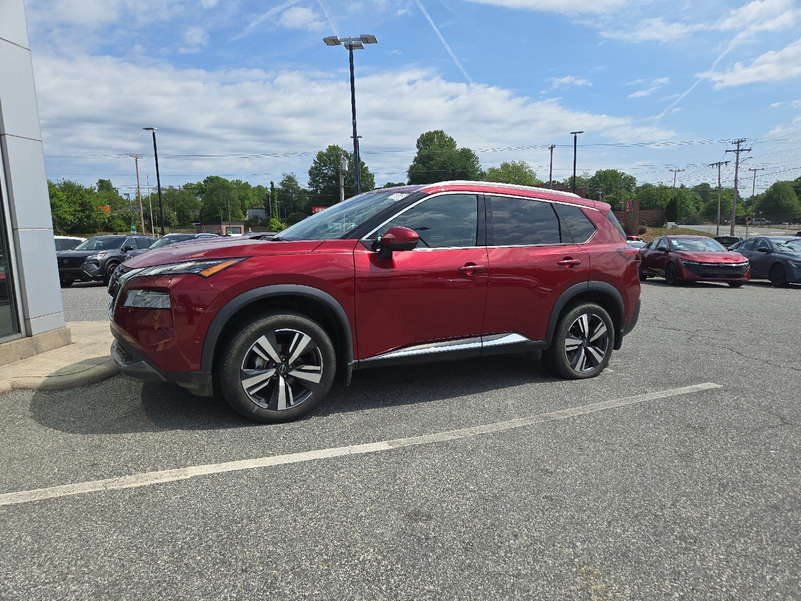 2023 Nissan Rogue SL