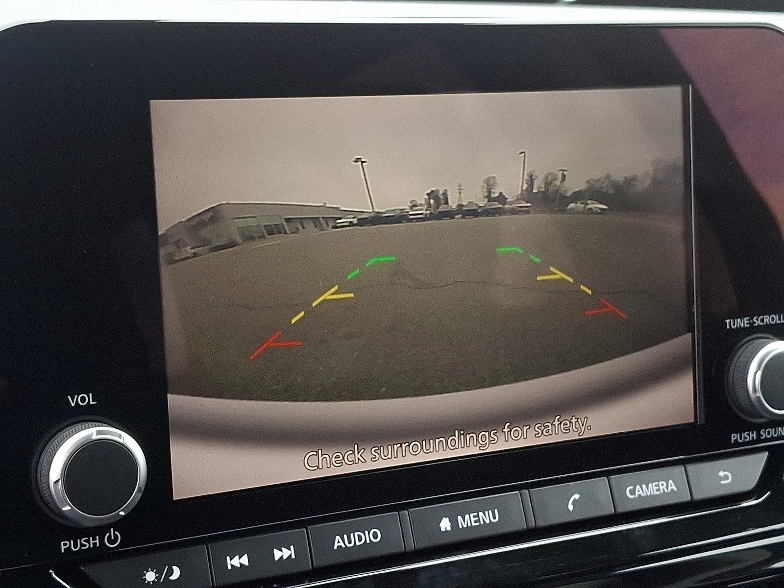 2023 Nissan Pathfinder SV