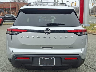 2023 Nissan Pathfinder SV