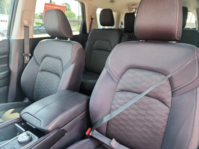 2023 Nissan Pathfinder SV
