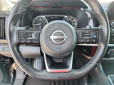 2023 Nissan Pathfinder SV