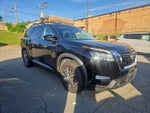 2023 Nissan Pathfinder SV
