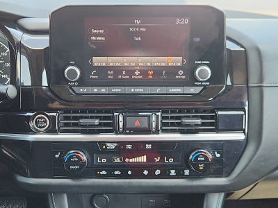 2023 Nissan Pathfinder SV