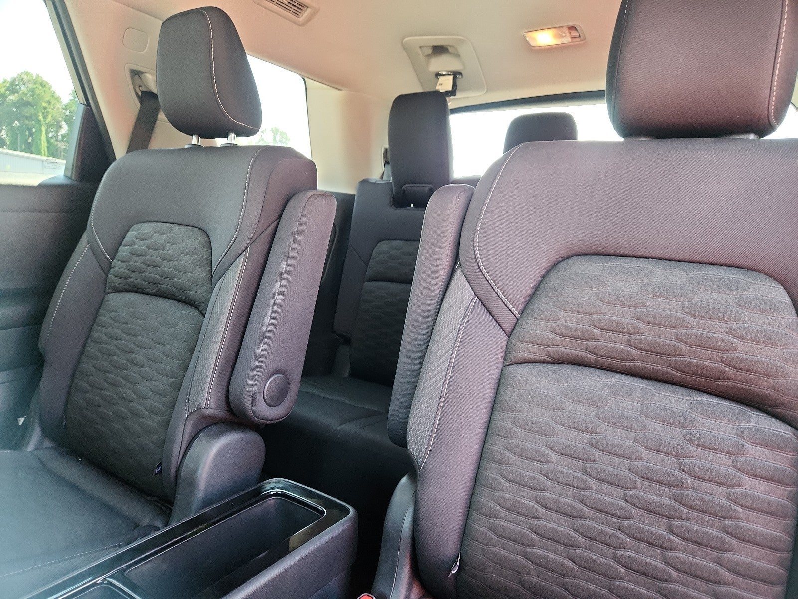 2023 Nissan Pathfinder SV