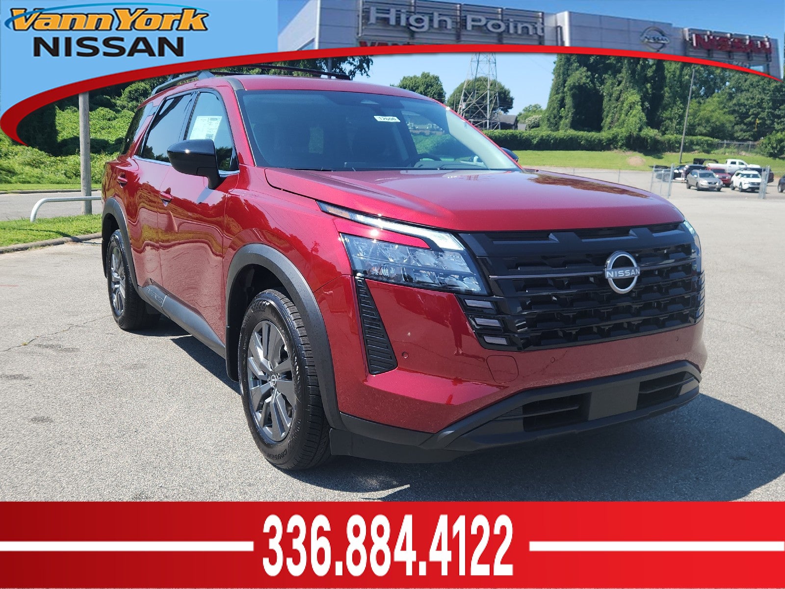 2026 Nissan Pathfinder SV