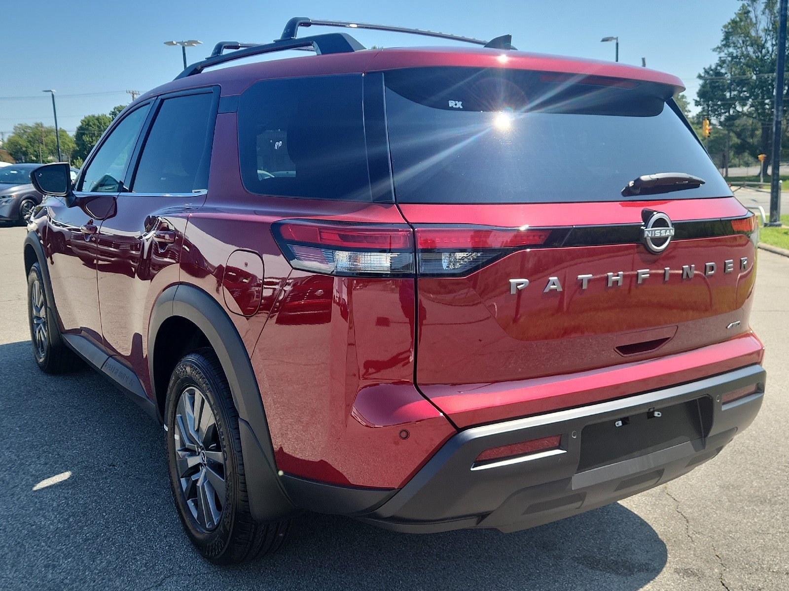 2026 Nissan Pathfinder SV