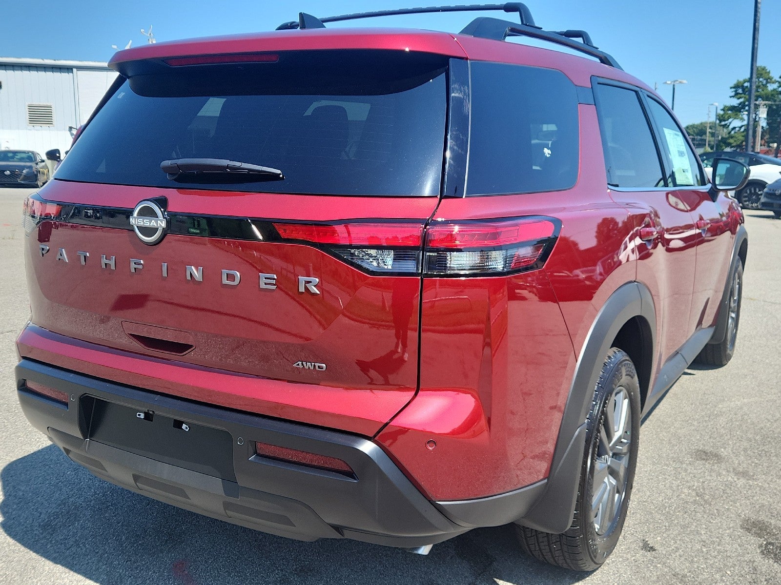 2026 Nissan Pathfinder SV